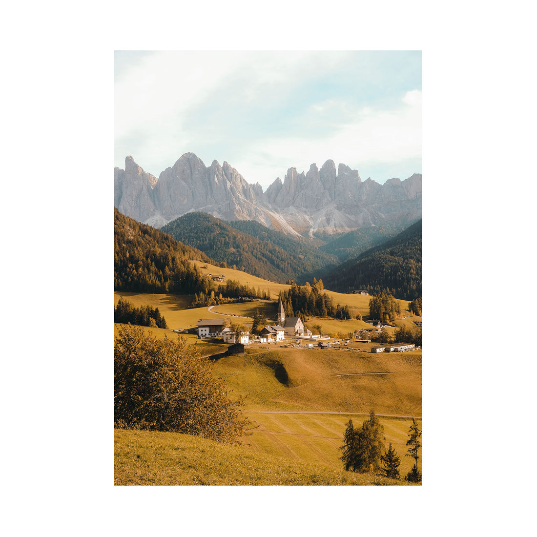 Minimalist Villagecore Vista